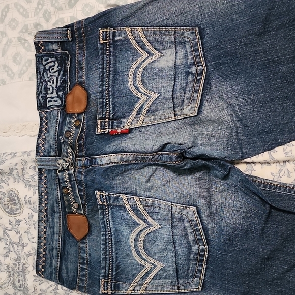 Jeans - Picture 3 of 5